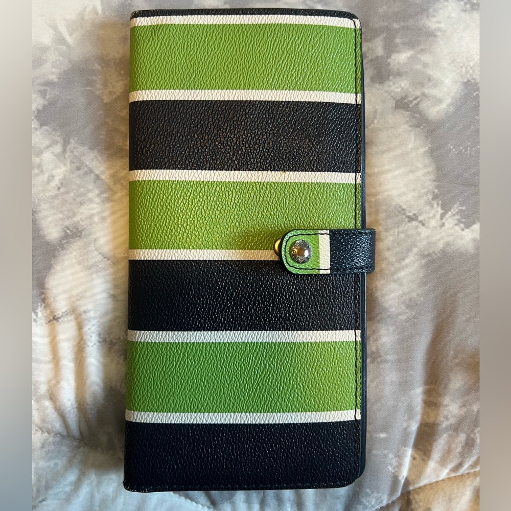 Vera Bradley wallet